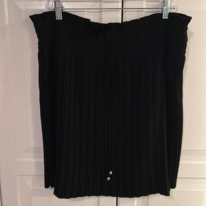 Karl Lagerfeld black pleated skirt. Size XL